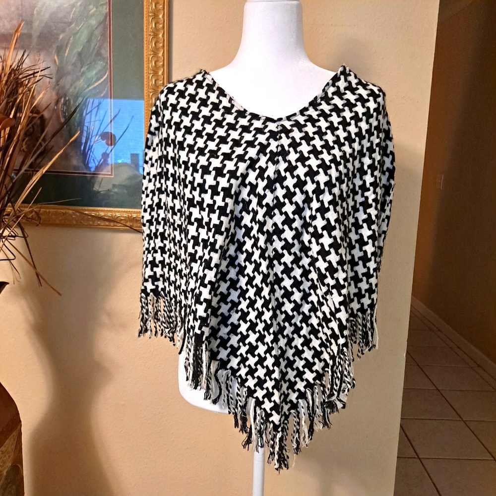Houndstooth shawl